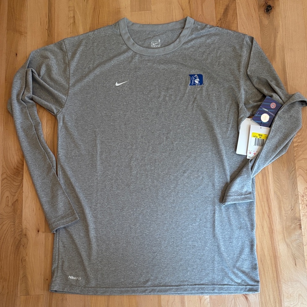 NWT Men’s Small Nike FITDry Duke Long Sleeve